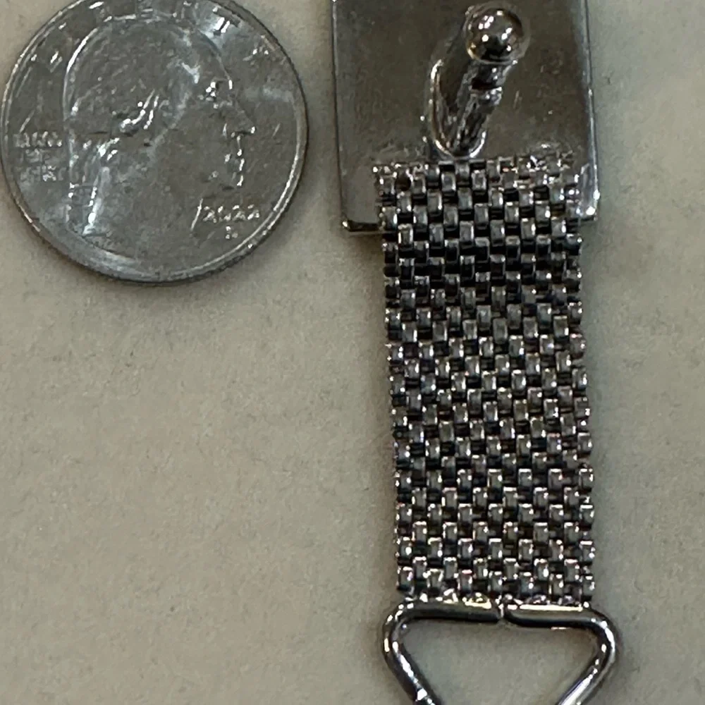 Vintage Non-Magnetic Silver Tone Wrap Around Mesh Cufflinks - MCM